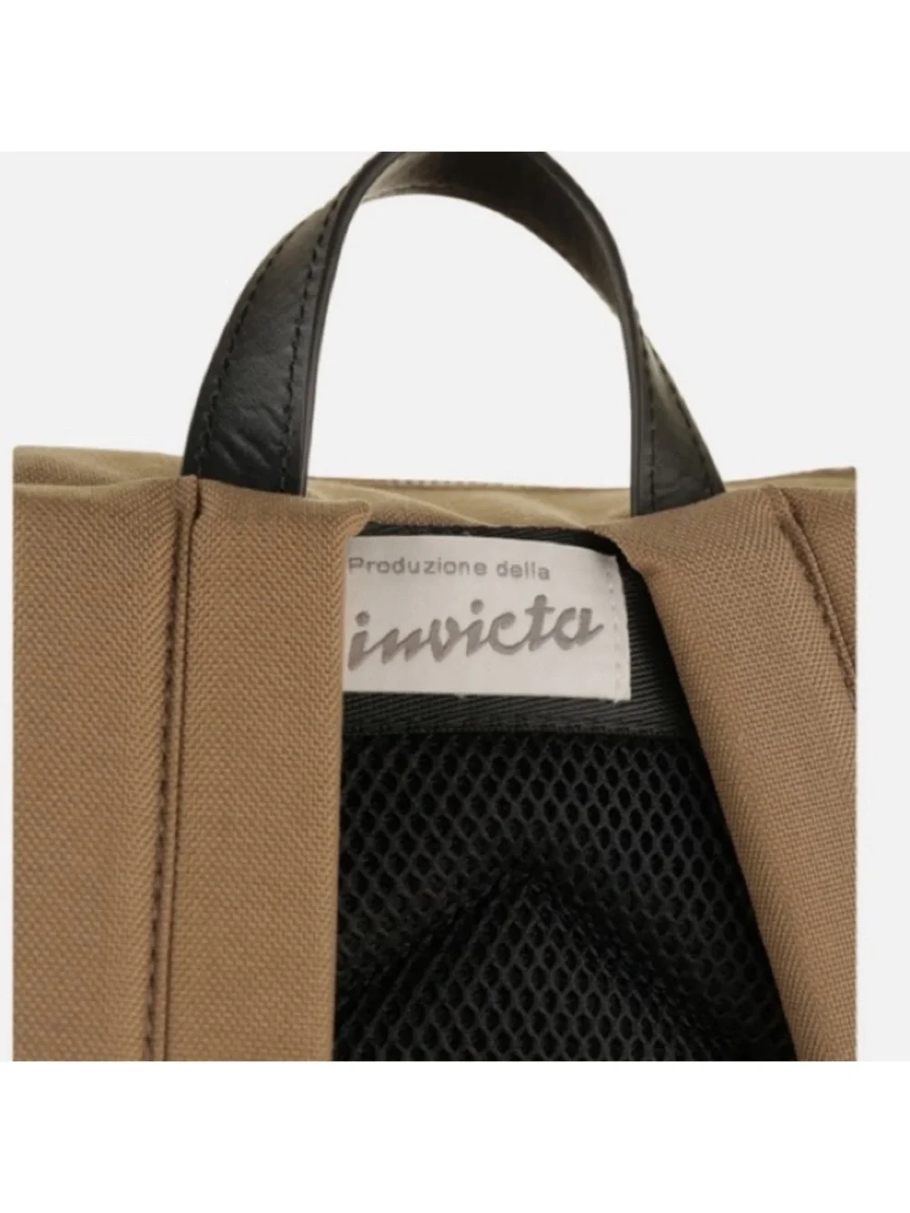 Invicta Jolly Heritage Patch Backpack In Sand NWOT